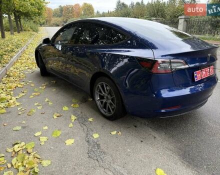 Тесла Модель 3 2022 у Умани на Automoto.ua Синій Тесла Модель 3, об'ємом двигуна 0 л та пробігом 53 тис. км за 19700 $, фото 19 на Automoto.ua