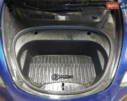 Синий Тесла Модель 3, объемом двигателя 0 л и пробегом 142 тыс. км за 12300 $, фото 10 на Automoto.ua