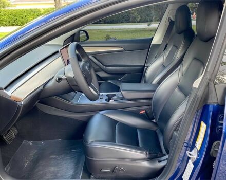 Синій Тесла Модель 3, об'ємом двигуна 0 л та пробігом 25 тис. км за 7800 $, фото 7 на Automoto.ua