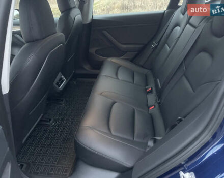 Синий Тесла Модель 3, объемом двигателя 0 л и пробегом 35 тыс. км за 22000 $, фото 38 на Automoto.ua