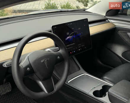 Синій Тесла Модель 3, об'ємом двигуна 0 л та пробігом 97 тис. км за 18700 $, фото 24 на Automoto.ua