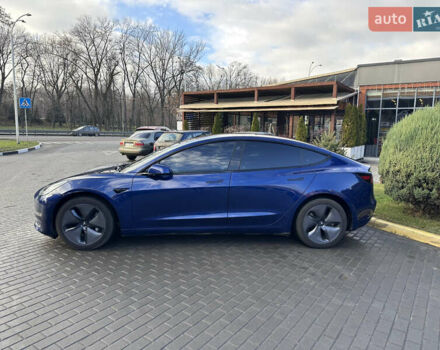 Синий Тесла Модель 3, объемом двигателя 0 л и пробегом 37 тыс. км за 21999 $, фото 2 на Automoto.ua