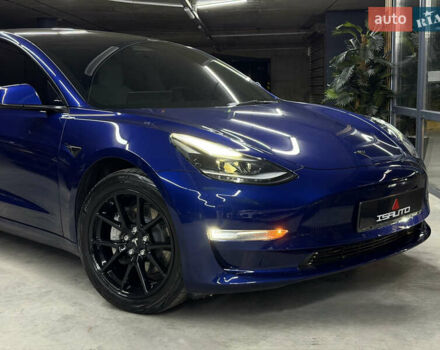 Синий Тесла Модель 3, объемом двигателя 0 л и пробегом 59 тыс. км за 20900 $, фото 2 на Automoto.ua