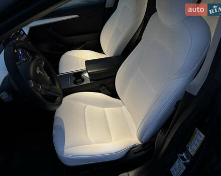 Синій Тесла Модель 3, об'ємом двигуна 0 л та пробігом 72 тис. км за 23000 $, фото 5 на Automoto.ua