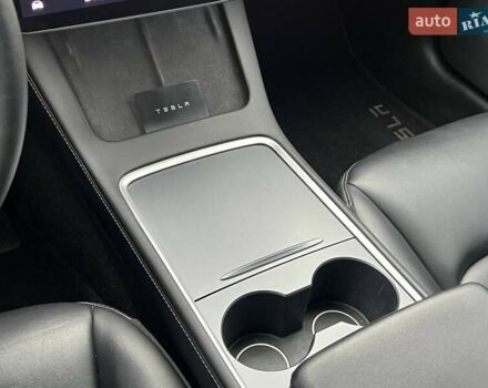 Синий Тесла Модель 3, объемом двигателя 0 л и пробегом 177 тыс. км за 18990 $, фото 38 на Automoto.ua