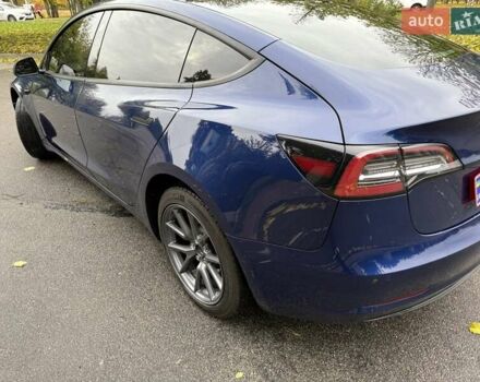 Тесла Модель 3 2022 у Умани на Automoto.ua Синій Тесла Модель 3, об'ємом двигуна 0 л та пробігом 53 тис. км за 19700 $, фото 2 на Automoto.ua
