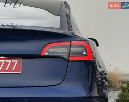 Синій Тесла Модель 3, об'ємом двигуна 0 л та пробігом 97 тис. км за 18700 $, фото 11 на Automoto.ua