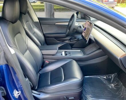 Синій Тесла Модель 3, об'ємом двигуна 0 л та пробігом 25 тис. км за 7800 $, фото 10 на Automoto.ua