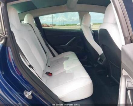 Синій Тесла Модель 3, об'ємом двигуна 0 л та пробігом 27 тис. км за 6800 $, фото 7 на Automoto.ua