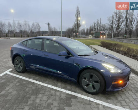 Синий Тесла Модель 3, объемом двигателя 0 л и пробегом 35 тыс. км за 22000 $, фото 2 на Automoto.ua
