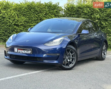 Синий Тесла Модель 3, объемом двигателя 0 л и пробегом 96 тыс. км за 19999 $, фото 9 на Automoto.ua