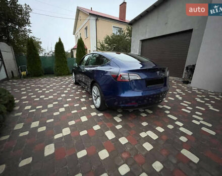 Синій Тесла Модель 3, об'ємом двигуна 0 л та пробігом 52 тис. км за 18549 $, фото 5 на Automoto.ua