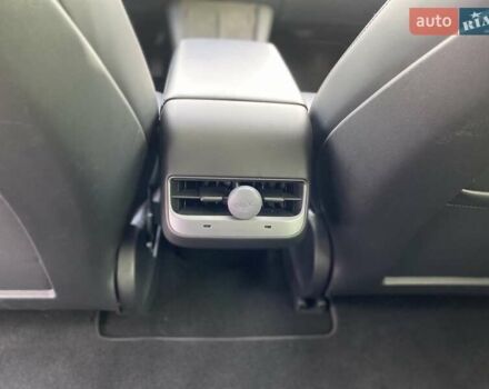 Синий Тесла Модель 3, объемом двигателя 0 л и пробегом 26 тыс. км за 24500 $, фото 16 на Automoto.ua