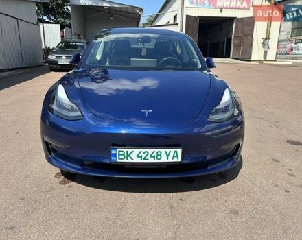 Синий Тесла Модель 3, объемом двигателя 0 л и пробегом 65 тыс. км за 22500 $, фото 5 на Automoto.ua