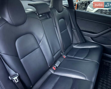 Синий Тесла Модель 3, объемом двигателя 0 л и пробегом 53 тыс. км за 19500 $, фото 14 на Automoto.ua