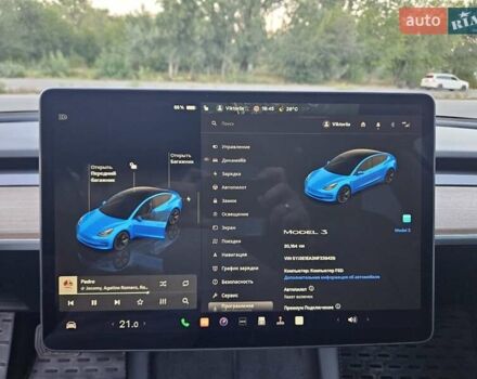 Синій Тесла Модель 3, об'ємом двигуна 0 л та пробігом 23 тис. км за 24000 $, фото 20 на Automoto.ua