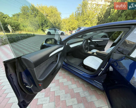 Синий Тесла Модель 3, объемом двигателя 0 л и пробегом 25 тыс. км за 21200 $, фото 32 на Automoto.ua
