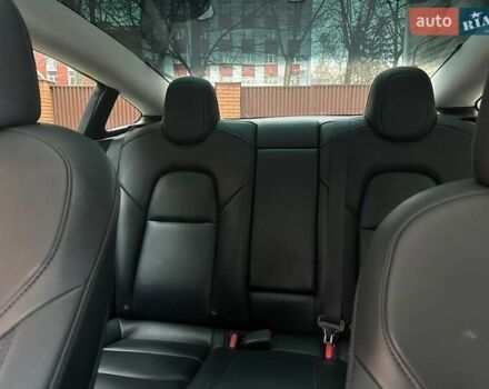 Синій Тесла Модель 3, об'ємом двигуна 0 л та пробігом 80 тис. км за 23500 $, фото 14 на Automoto.ua