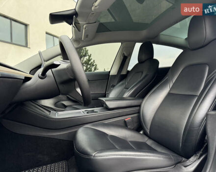 Синій Тесла Модель 3, об'ємом двигуна 0 л та пробігом 97 тис. км за 18700 $, фото 16 на Automoto.ua