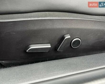 Синий Тесла Модель 3, объемом двигателя 0 л и пробегом 177 тыс. км за 18990 $, фото 17 на Automoto.ua