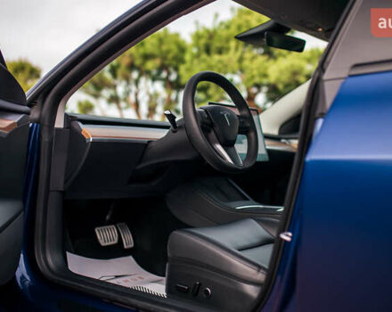 Синій Тесла Модель 3, об'ємом двигуна 0 л та пробігом 27 тис. км за 34999 $, фото 56 на Automoto.ua