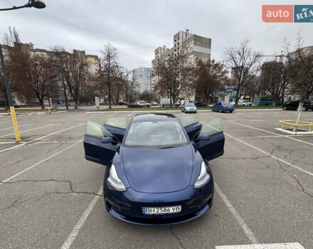 Синий Тесла Модель 3, объемом двигателя 0 л и пробегом 86 тыс. км за 18500 $, фото 15 на Automoto.ua