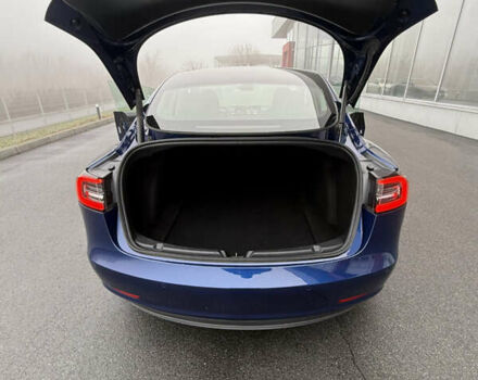 Синий Тесла Модель 3, объемом двигателя 0 л и пробегом 70 тыс. км за 19700 $, фото 6 на Automoto.ua