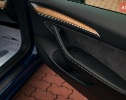 Синій Тесла Модель 3, об'ємом двигуна 0 л та пробігом 27 тис. км за 34999 $, фото 45 на Automoto.ua