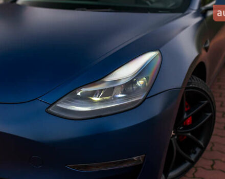 Синій Тесла Модель 3, об'ємом двигуна 0 л та пробігом 27 тис. км за 34999 $, фото 62 на Automoto.ua
