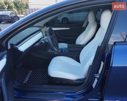 Синий Тесла Модель 3, объемом двигателя 0 л и пробегом 58 тыс. км за 22900 $, фото 20 на Automoto.ua
