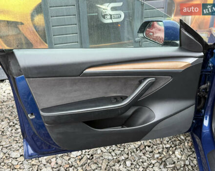 Синий Тесла Модель 3, объемом двигателя 0 л и пробегом 272 тыс. км за 16800 $, фото 43 на Automoto.ua