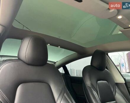 Синий Тесла Модель 3, объемом двигателя 0 л и пробегом 177 тыс. км за 18990 $, фото 14 на Automoto.ua