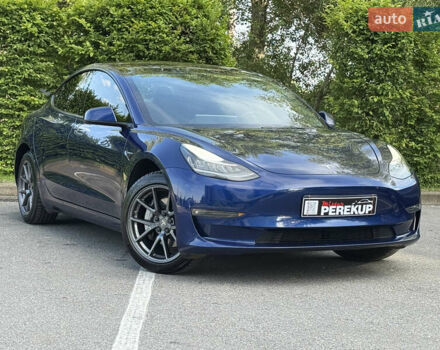 Синий Тесла Модель 3, объемом двигателя 0 л и пробегом 96 тыс. км за 19999 $, фото 3 на Automoto.ua