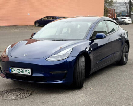 Тесла Модель 3 2022 у Києві на Automoto.ua Синій Тесла Модель 3, об'ємом двигуна 0 л та пробігом 70 тис. км за 21500 $, фото 1 на Automoto.ua