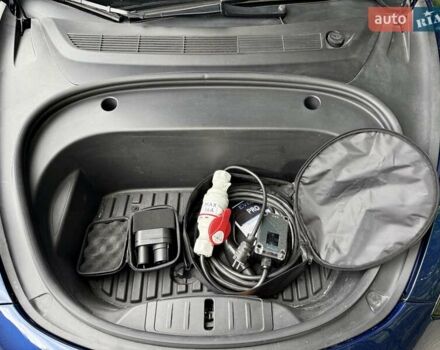 Синий Тесла Модель 3, объемом двигателя 0 л и пробегом 31 тыс. км за 23500 $, фото 21 на Automoto.ua