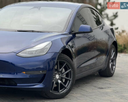 Синій Тесла Модель 3, об'ємом двигуна 0 л та пробігом 97 тис. км за 18700 $, фото 6 на Automoto.ua