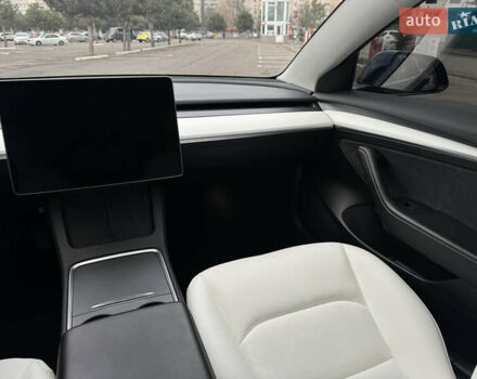 Синий Тесла Модель 3, объемом двигателя 0 л и пробегом 59 тыс. км за 20500 $, фото 14 на Automoto.ua
