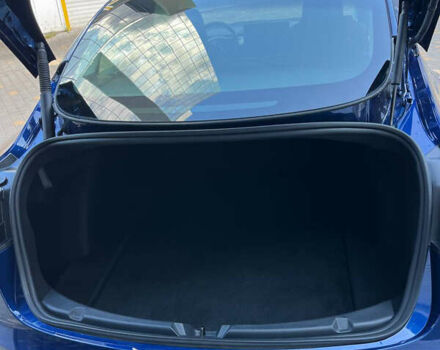 Синий Тесла Модель 3, объемом двигателя 0 л и пробегом 26 тыс. км за 23500 $, фото 7 на Automoto.ua