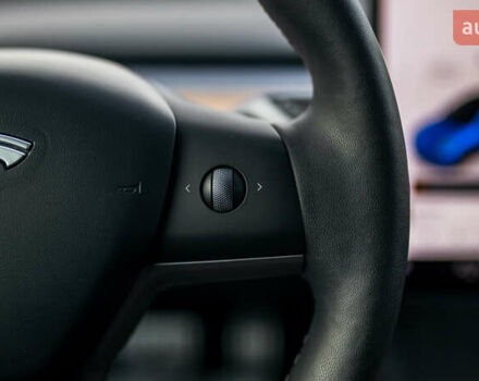 Синій Тесла Модель 3, об'ємом двигуна 0 л та пробігом 27 тис. км за 34999 $, фото 57 на Automoto.ua