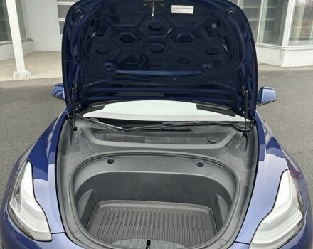 Синий Тесла Модель 3, объемом двигателя 0 л и пробегом 56 тыс. км за 22000 $, фото 10 на Automoto.ua