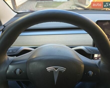 Синій Тесла Модель 3, об'ємом двигуна 0 л та пробігом 125 тис. км за 18000 $, фото 16 на Automoto.ua