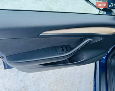 Синій Тесла Модель 3, об'ємом двигуна 0 л та пробігом 145 тис. км за 22900 $, фото 31 на Automoto.ua