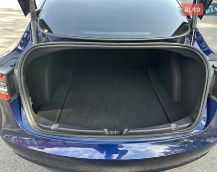 Синій Тесла Модель 3, об'ємом двигуна 0 л та пробігом 26 тис. км за 20222 $, фото 8 на Automoto.ua
