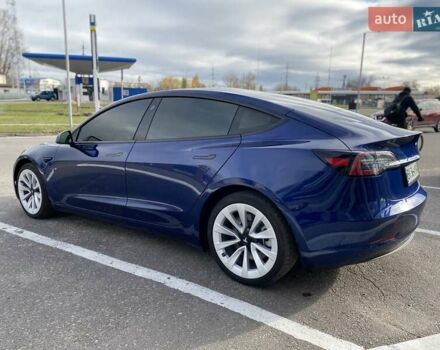 Синий Тесла Модель 3, объемом двигателя 0 л и пробегом 26 тыс. км за 24500 $, фото 3 на Automoto.ua