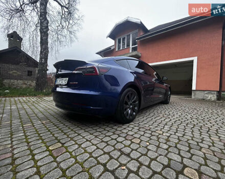 Синий Тесла Модель 3, объемом двигателя 0 л и пробегом 41 тыс. км за 21000 $, фото 2 на Automoto.ua