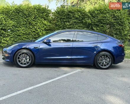 Синий Тесла Модель 3, объемом двигателя 0 л и пробегом 96 тыс. км за 19999 $, фото 10 на Automoto.ua