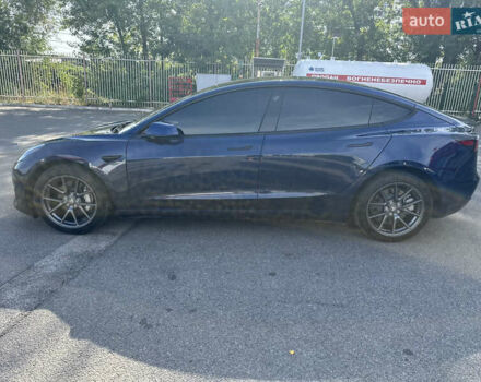 Синій Тесла Модель 3, об'ємом двигуна 0 л та пробігом 26 тис. км за 20222 $, фото 5 на Automoto.ua