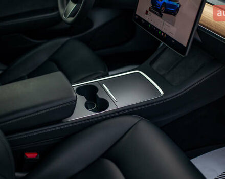 Синій Тесла Модель 3, об'ємом двигуна 0 л та пробігом 27 тис. км за 34999 $, фото 41 на Automoto.ua