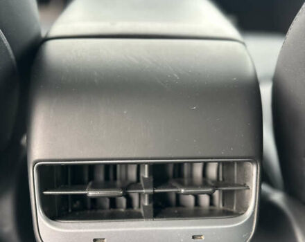 Синий Тесла Модель 3, объемом двигателя 0 л и пробегом 192 тыс. км за 15500 $, фото 15 на Automoto.ua