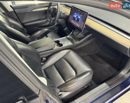 Синій Тесла Модель 3, об'ємом двигуна 0 л та пробігом 145 тис. км за 22900 $, фото 5 на Automoto.ua